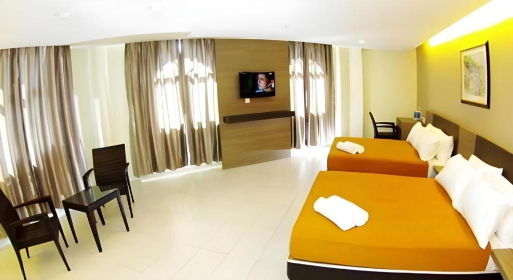 Hotel Suria Malaqa Malacca Exterior photo