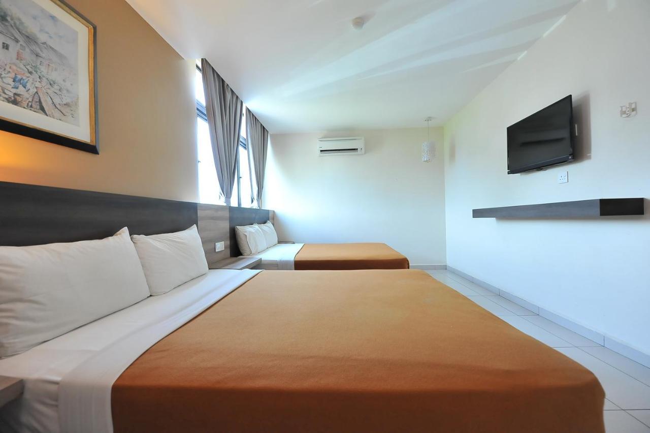 Hotel Suria Malaqa Malacca Exterior photo